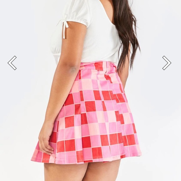 Plus Sweet Guarantee Pleated Skirt - Picture 3 of 4